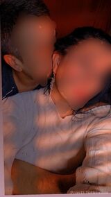 Миниатюра Индивидуалка Джон  и  Джета  Пригород Фотография 